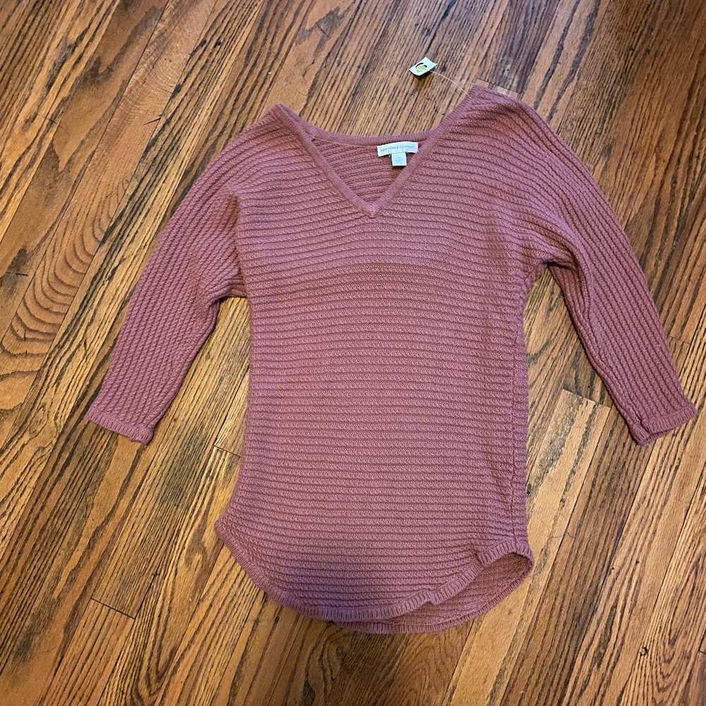 Pink New York & Company sweater